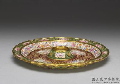 图片[2]-Gold saucer with champleve and painted enamel decor of European mother-and-child, Qing dynasty, Qianlong reign (1736-1795)-China Archive